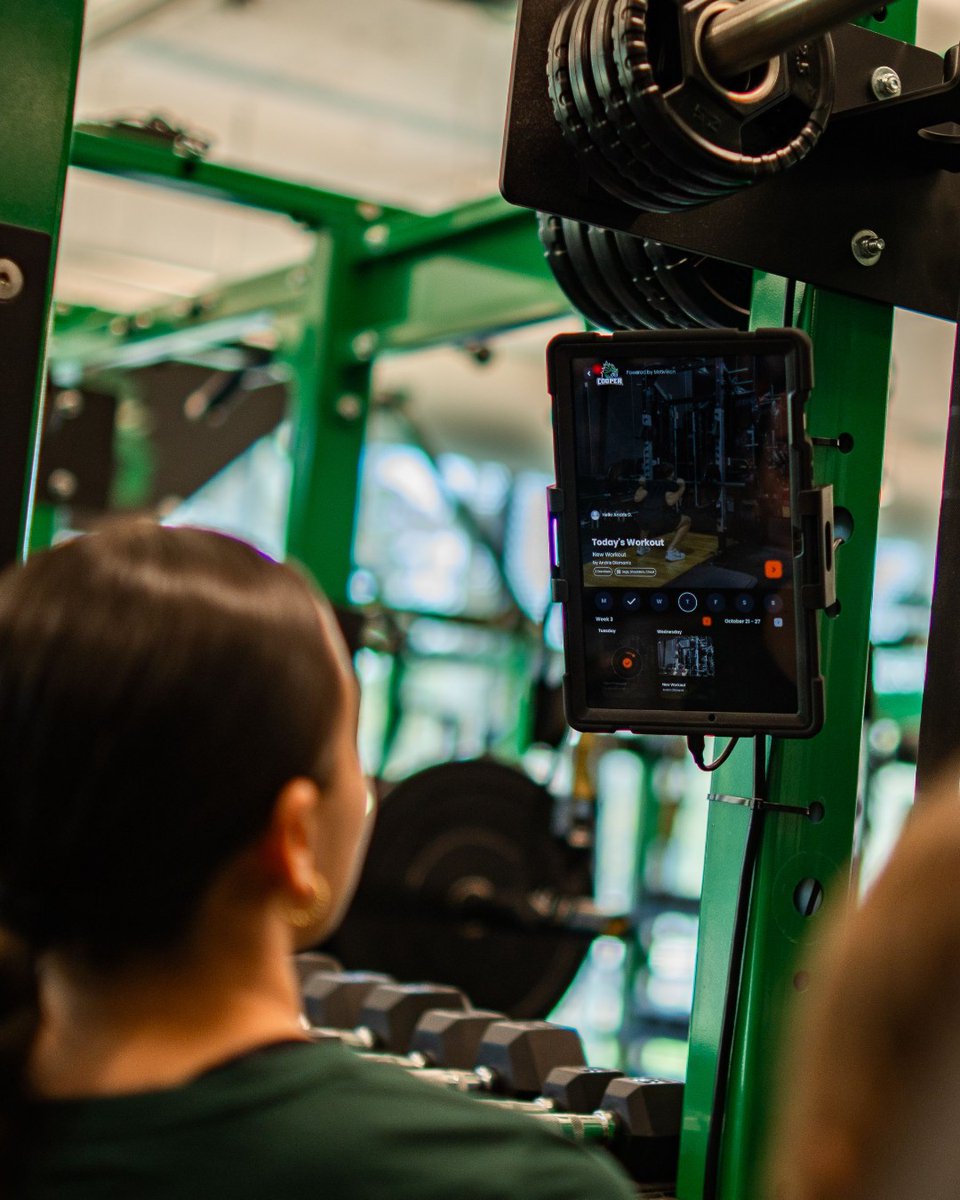 PMXProMaxima's tweet image. PMX is taking training to the next level with Motivision! 💥 Powered by advanced camera technology, this platform tracks millions of body movements per second to provide personalized insights and real-time performance analysis.
#motivision #smarttraining #performanceanalysis