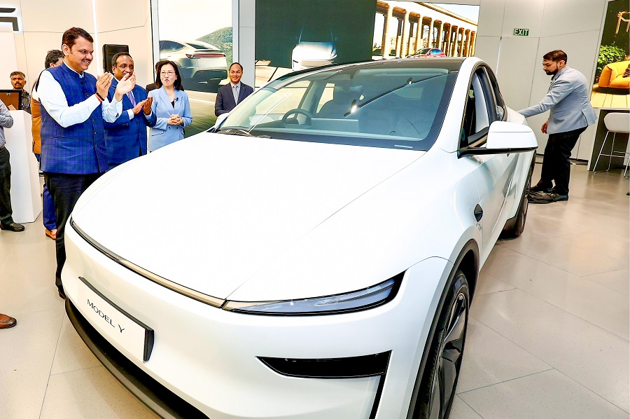 TestDriveGuru (@guru_drive) on Twitter photo EV sales in India set to cross 7 pc market share by FY28
testdriveguru.com/ev-sales-in-in…
<a href="/Tesla/">Tesla</a> <a href="/CareEdge_Group/">CareEdge</a> #TanviShah <a href="/beeindiadigital/">Bureau of Energy Efficiency (ऊर्जा दक्षता ब्यूरो)</a> <a href="/NITIAayog/">NITI Aayog</a> #IndiaEVRevolution #ElectricMobilityIndia #EVAdoption #GreenIndiaDrive <a href="/guru_drive/">TestDriveGuru</a> EV sales in India set to cross 7 pc market share by FY28
testdriveguru.com/ev-sales-in-in…
<a href="/Tesla/">Tesla</a> <a href="/CareEdge_Group/">CareEdge</a> #TanviShah <a href="/beeindiadigital/">Bureau of Energy Efficiency (ऊर्जा दक्षता ब्यूरो)</a> <a href="/NITIAayog/">NITI Aayog</a> #IndiaEVRevolution #ElectricMobilityIndia #EVAdoption #GreenIndiaDrive <a href="/guru_drive/">TestDriveGuru</a>
