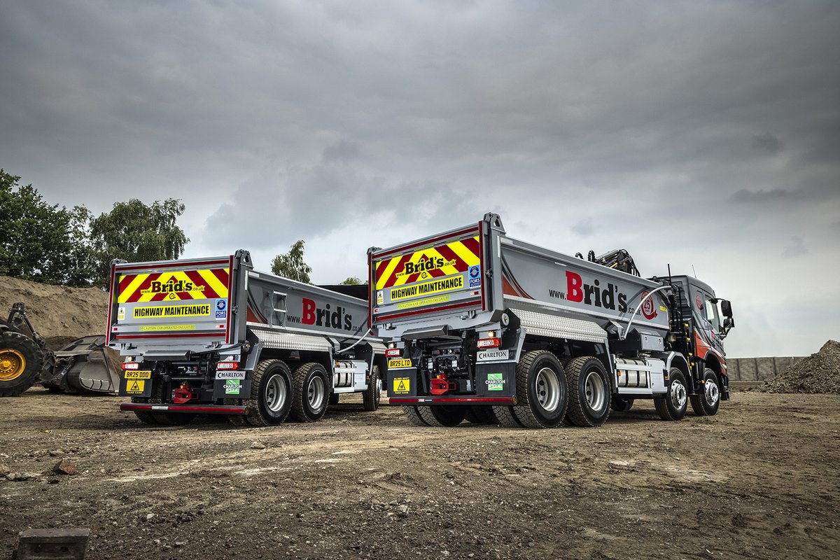 BulkandTipper's tweet photo. COVER STORY: @BridsLtd is celebrating its 25th anniversary as a limited company this year with two smart new Volvos in a striking silver wrap.
Find out more π https://t.co/kD5DBBUERZ
#BulkandTipper #BridsLtd #VolvoFMX #NimblePublishing #SubscribeToday https://t.co/s2f0mjSpKL