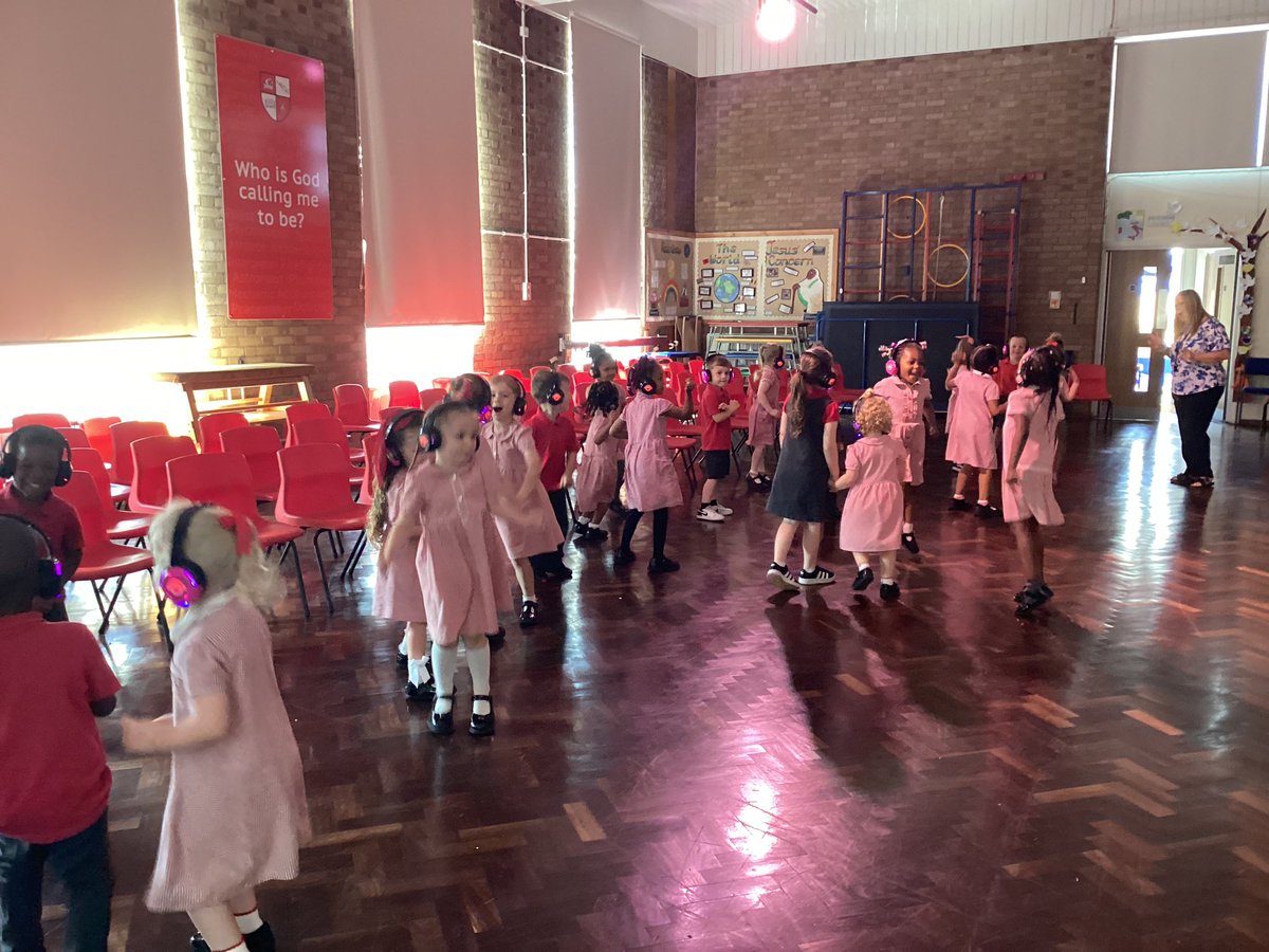 StGerardsBham's tweet image. Nursery loved their silent disco. We had some visitors who joined in with us too! #StGerEYFS
