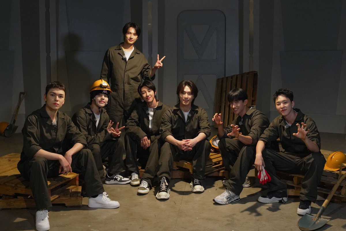 [17'S] 두더두더 두두두더 <두더지의 반란>
두두두더 두더두더 두더두더! 🚨

다음 주는 캐럿들을 더욱 시~원하게
만들어 줄 에피소드로 만나요 🌊

#SEVENTEEN #세븐틴
#GOING_SVT #고잉세븐틴