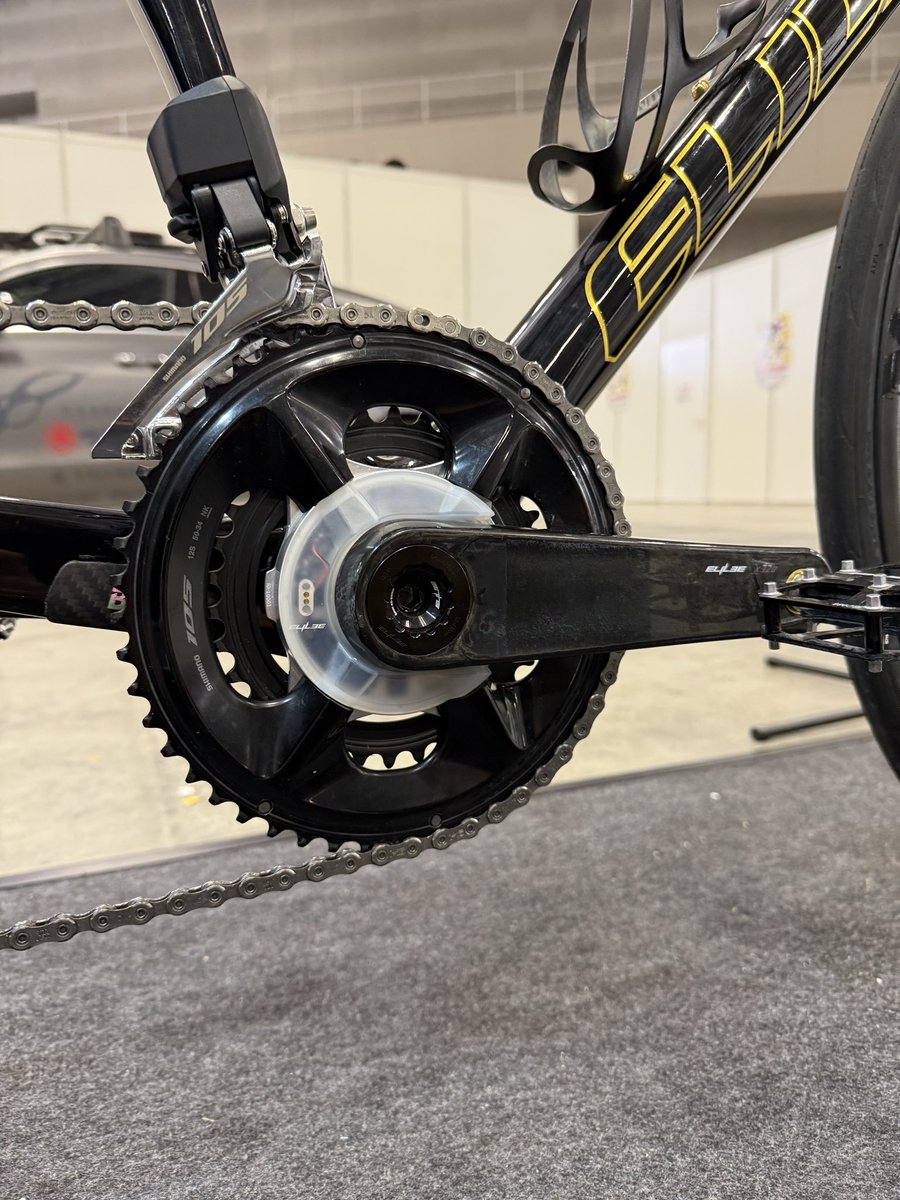 ELILEEのパワーメーター「EK-01」は、アルミベースとカーボンベースの