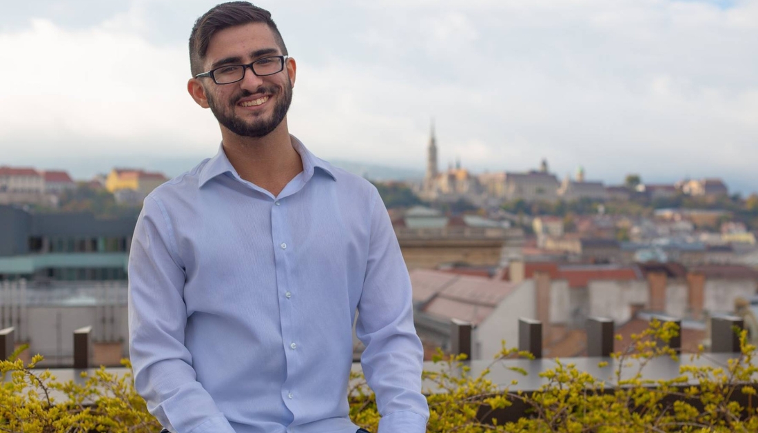 OBS_defenders's tweet image. 🇦🇿 #Azerbaijan: On 23/06, the Baku Grave Crimes Court sentenced peace activist, researcher & #HumanRights defender @bahruz_samad to 15-year in prison on trumped-up charges.
📣We condemn this decision & demand his immediate & unconditional release!
👉fidh.org/en/issues/huma…