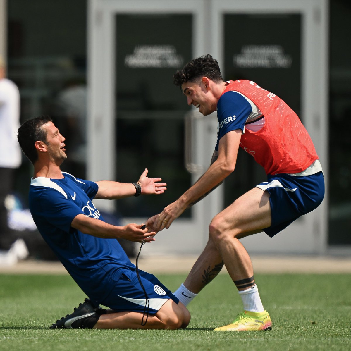 The master and the student 👨‍🏫🧑‍🎓

#ForzaInter