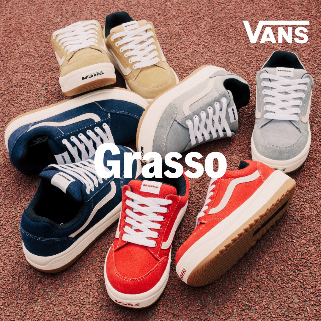 ABCMART_INFO's tweet image. 90年代の名作「GRASSO（グラッソ）」が現代風にアップデート！
スエード×キャンバスのコンビに、トゥ・タン・ソールのオールドVansロゴ。
懐かしさとY2Kトレンドが融合した、今っぽな一足。

▶ gs.abc-mart.net/feature/27978/

#Grasso #Vans #ヴァンズ #abcmart #abcマート
