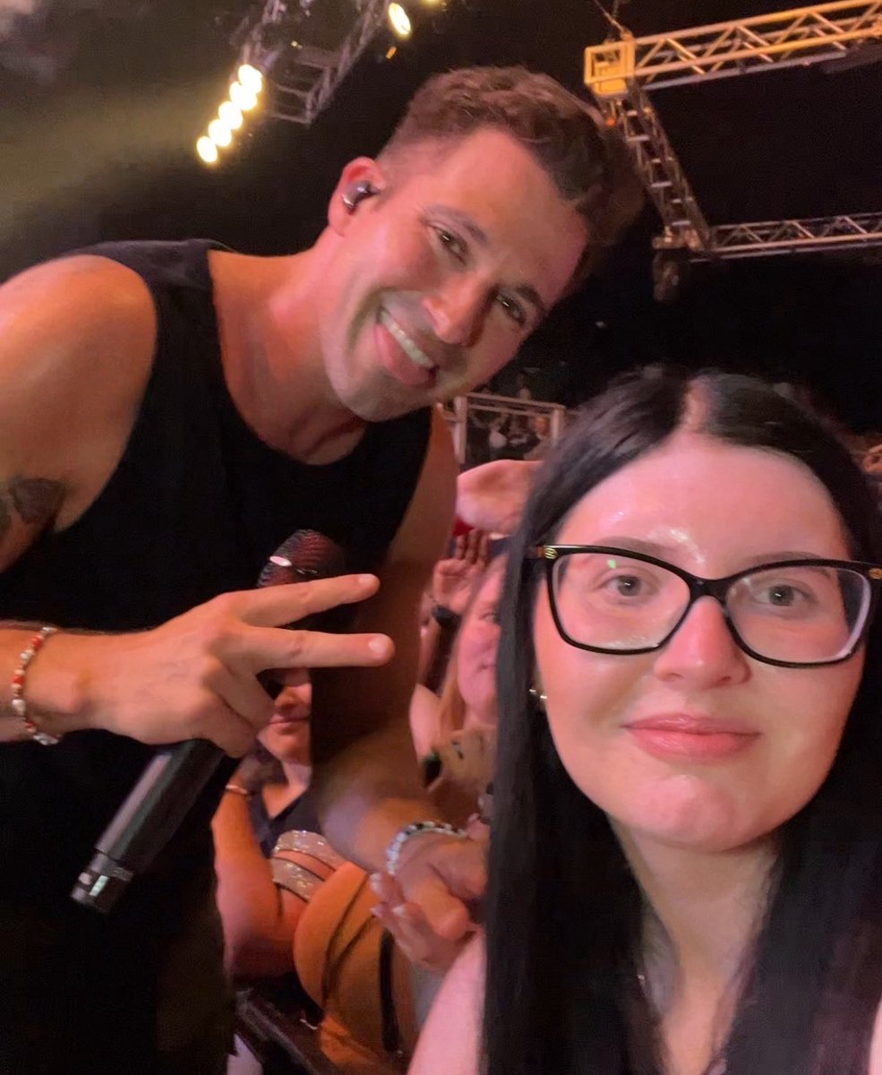 alicia🤍 #WoohooParis (@_alifranchesca) on Twitter photo Happy Birthday <a href="/jamesmaslow/">James Maslow</a> thank you for being the absolute icon that you are and for creating music which holds such a special place in my heart. I hope you have the best day!!🫶🏼🫶🏼🫶🏼 Happy Birthday <a href="/jamesmaslow/">James Maslow</a> thank you for being the absolute icon that you are and for creating music which holds such a special place in my heart. I hope you have the best day!!🫶🏼🫶🏼🫶🏼