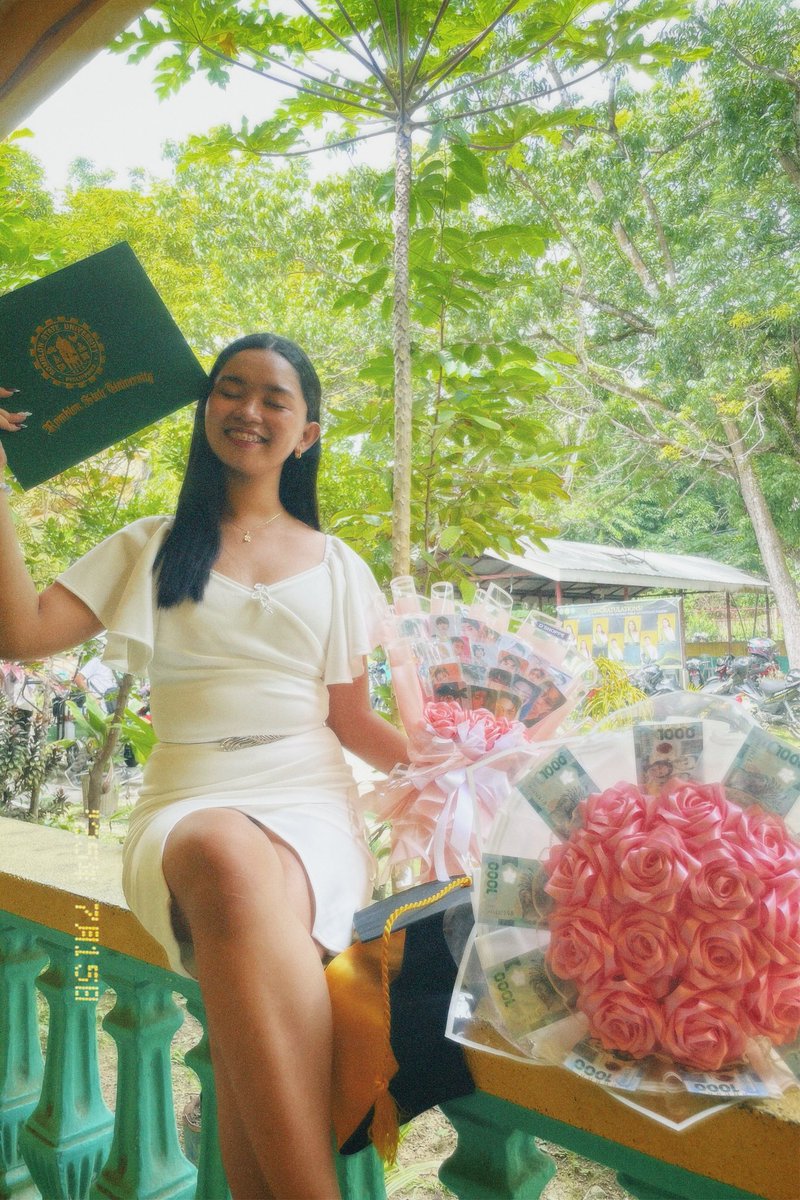 piodewpie's tweet photo. one degree hotter 😝💗 https://t.co/F5sibOYX7Z
