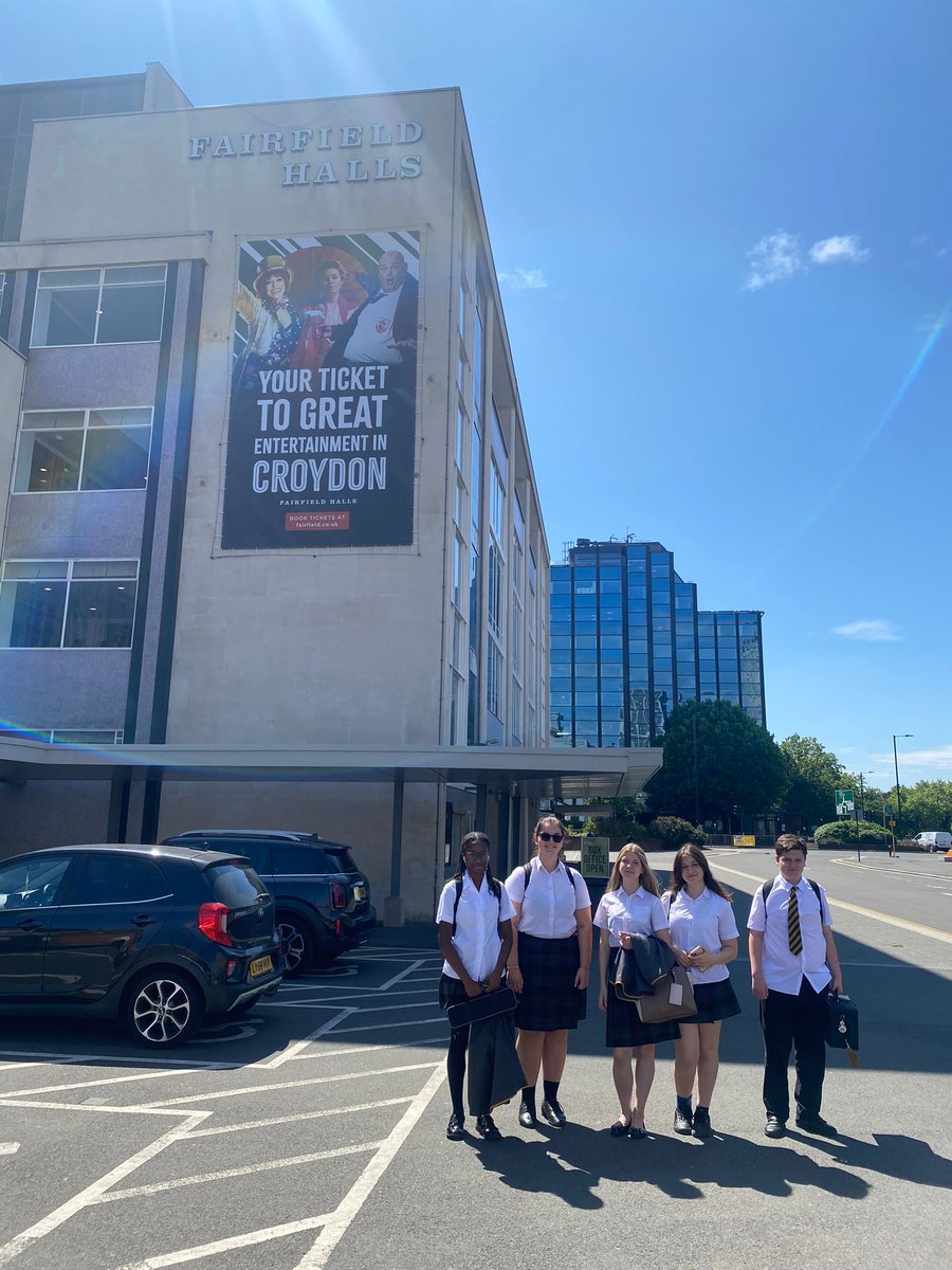 5 of our wonderful Y10 GCSE music students performed alongside students from the 55 other Harris schools at the first ever Harris Federation Festival of Music concert in Fairfield Halls. This was evening of incredible talent, and we are very proud of our students who performed!