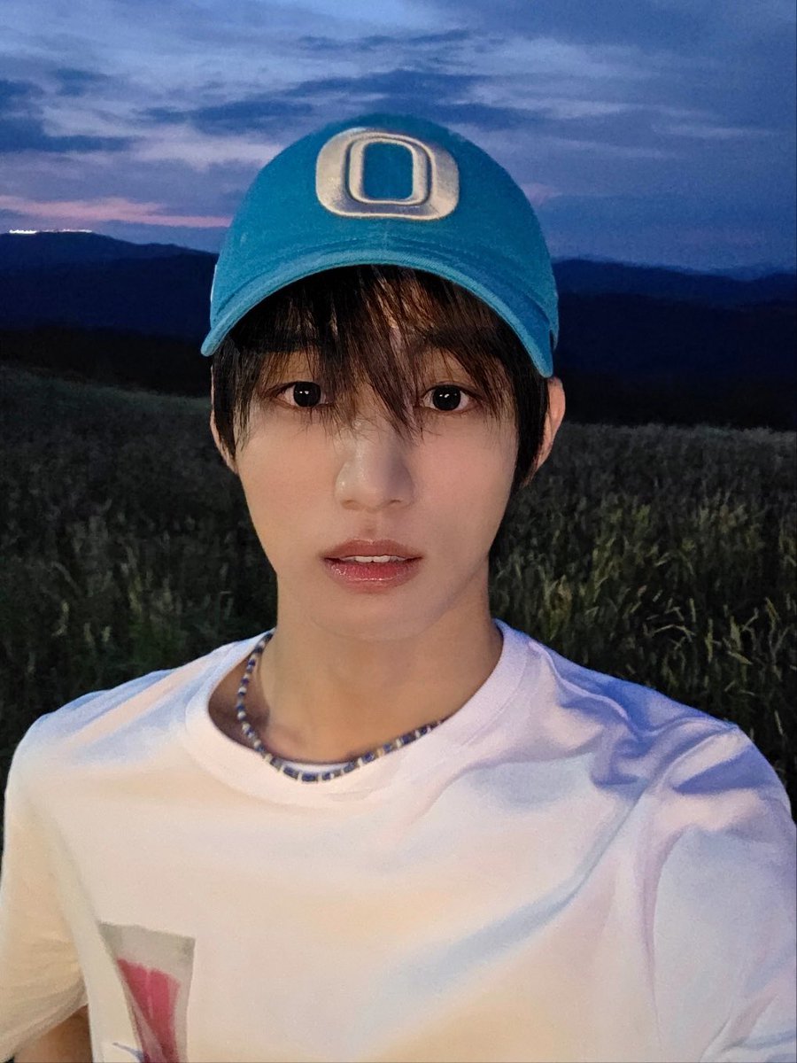 IDID_starship's tweet photo. [🌠] #장용훈_DID
What did you do today?
I did...🩵🤍

#IDID #아이딧 #JANGYONGHOON #장용훈 https://t.co/AQPUwAH1QZ