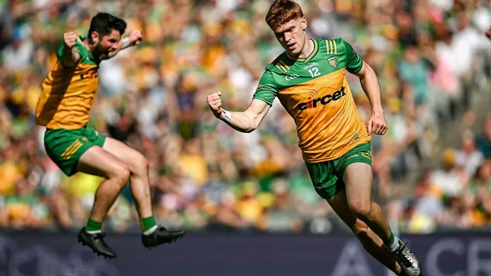 Congratulations to Ciaran Moore, 1st Class Honours Energy this year, who also was part of the Donegal football team which won their semi-final today.   Ciaran has demonstrated the ability to mix successfully both his studies and his sport.  #proudofuu