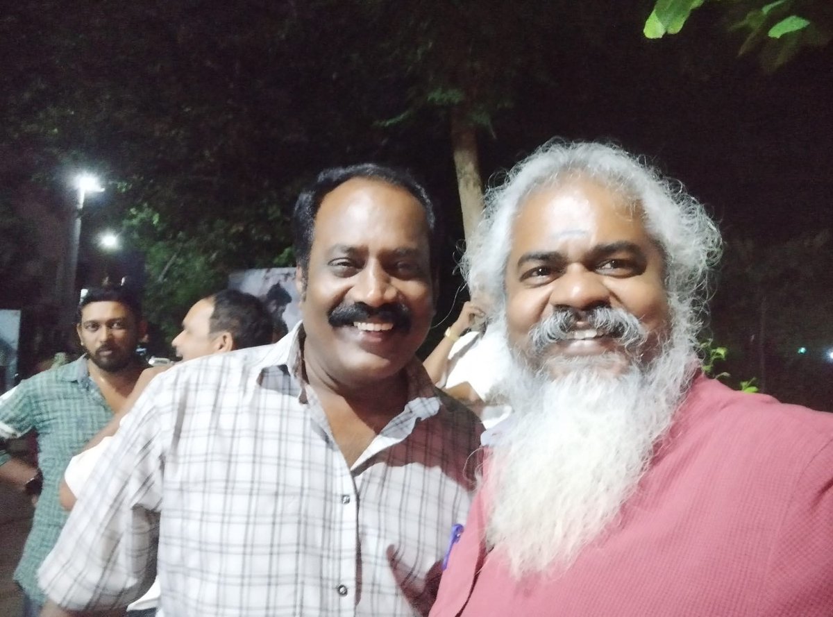 kayaldevaraj's tweet photo. July 17th

திரைப்பட ஸ்டில் போட்டோகிராபர், நடிகர் மற்றும் தயாரிப்பாளர் ஸ்டில்ஸ் குமார் பிறந்தநாள். சான்றிதழ்படி ஜூன் 14ம் தேதி அவரது பிறந்தநாள் என்றாலும், ஒரிஜினல் பிறந்தநாள் இன்று என்பது குறிப்பிடத்தக்கது.

#HappyBirthdayStillsKumar
#HBDStillsKumar #StillsKumar https://t.co/ZCCrSL8Q34