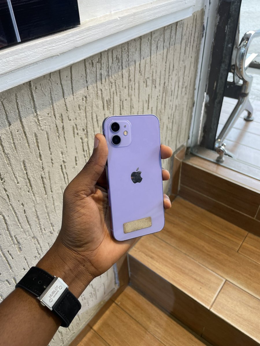 Sherifydeen's tweet photo. #FALAADEALS 4 TODAY only
12 64 gig ¢2950
Xr 64 gig ¢1850
11 pro 256 ¢3400
12 pro ¢3400 Replaced with original screen.
Please retweet 🙏❤️ https://t.co/860zNdLUt1