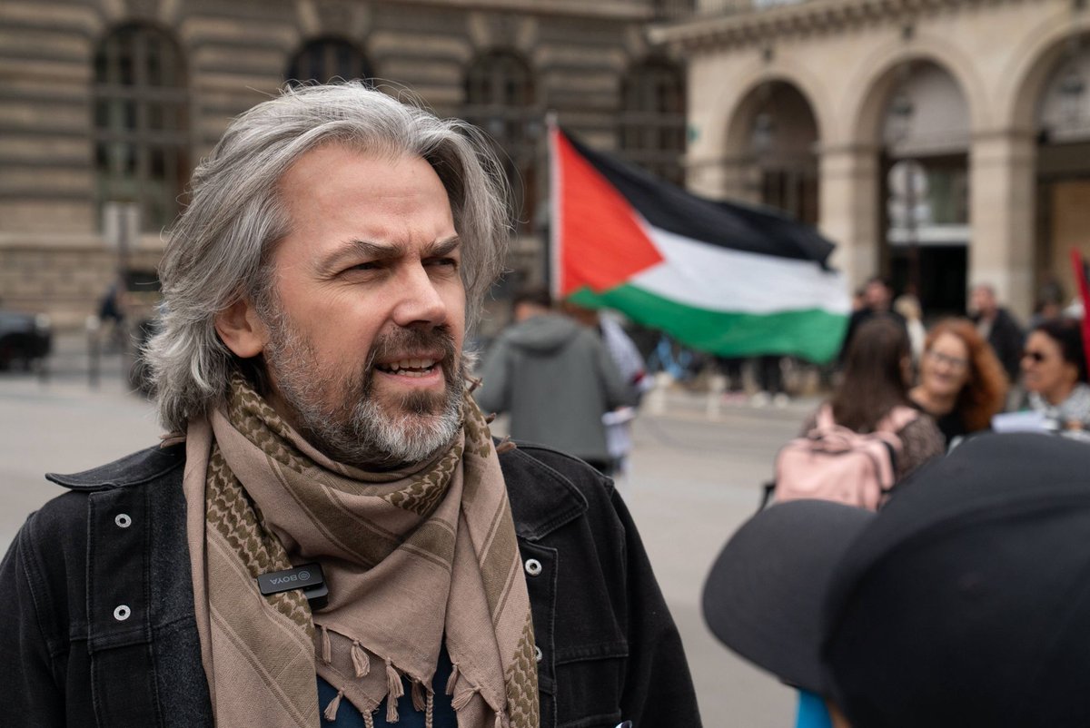 🔴🖊 Article offert : Caron s’y voit déjà
Le député <a href="/CaronAymericoff/">Aymeric Caron</a> pourrait présider la commission chargée d’examiner les liens entre les partis et les réseaux soutenant le terrorisme. Aberrant
👉🖊
franc-tireur.fr/caron-sy-voit-…
