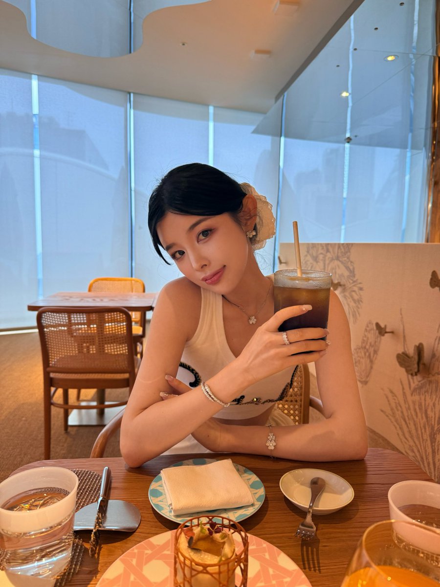 Umi lee tweet media