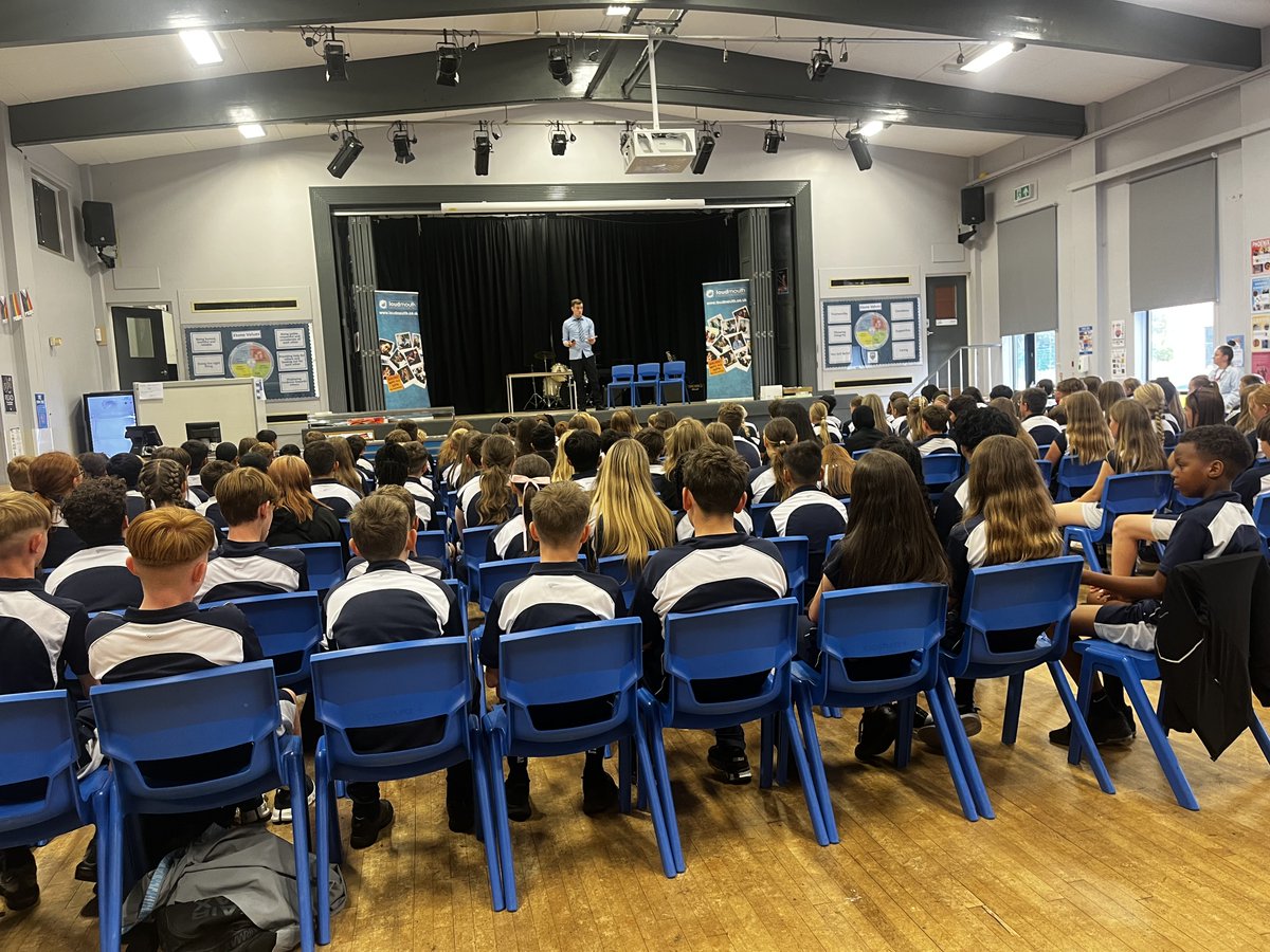 Part of our Enrichment Week yesterday as pupils took part in another great performance from Loudmouth