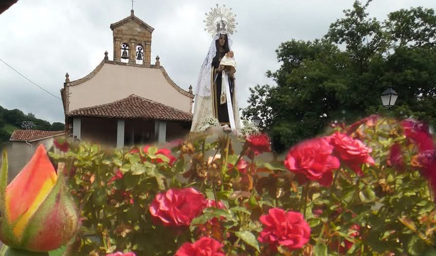 LaFelgueraWeb's tweet image. Desde la ermita del Carmen de La Venta, cuya cofradía fue fundada en La Felguera en 1668, feliz Día del Carmen #16dejulio #Langreo #Lada #LaVenta #VirgenDelCarmen