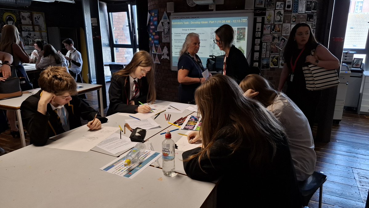 LifeSciencesUTC's tweet image. Last week, our students took part in an incredible industry insight day 🔬 

The aim of the day was to engage young people in AMR and raise awareness around using antibiotics correctly and minimising the spread of resistant organisms 💊