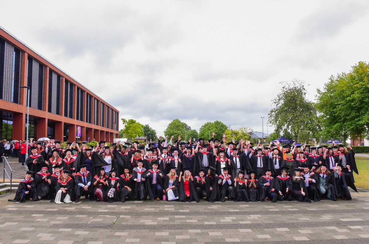 UniofStaffs's tweet image. That’s a wrap on Day 2!
Yesterday we celebrated our amazing Creative Industries grads — from Animation to Architecture, Fashion to Fine Art 🎉
📸 Photos: bit.ly/3TKHKMt
🎥 Highlights: bit.ly/4ltlxyx
🎓 Next steps: bit.ly/4g1XhkR