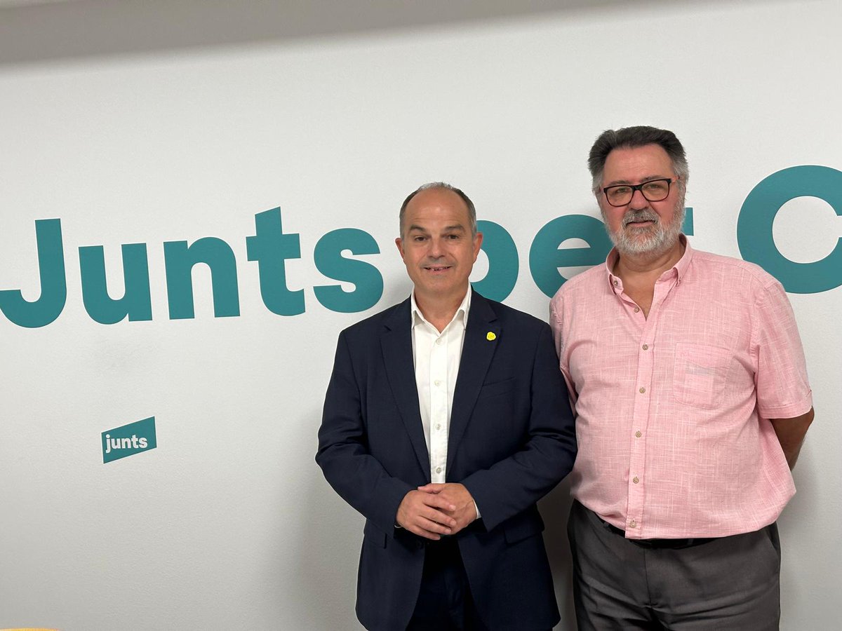 ANPIER (@anpier_asoc) on Twitter photo Agradecemos a Jordi Turull (<a href="/jorditurull/">Jordi Turull i Negre</a> / <a href="/JuntsXCat/">Junts per Catalunya🎗</a>) el apoyo que siempre ha dado al colectivo de familias pioneras fotovoltaicas afectadas por los salvajes recortes retroactivos
#TransicionEnergeticaJusta
<a href="/ANPIER_Asoc/">ANPIER</a>
#TransiciónEcológica Agradecemos a Jordi Turull (<a href="/jorditurull/">Jordi Turull i Negre</a> / <a href="/JuntsXCat/">Junts per Catalunya🎗</a>) el apoyo que siempre ha dado al colectivo de familias pioneras fotovoltaicas afectadas por los salvajes recortes retroactivos
#TransicionEnergeticaJusta
<a href="/ANPIER_Asoc/">ANPIER</a>
#TransiciónEcológica