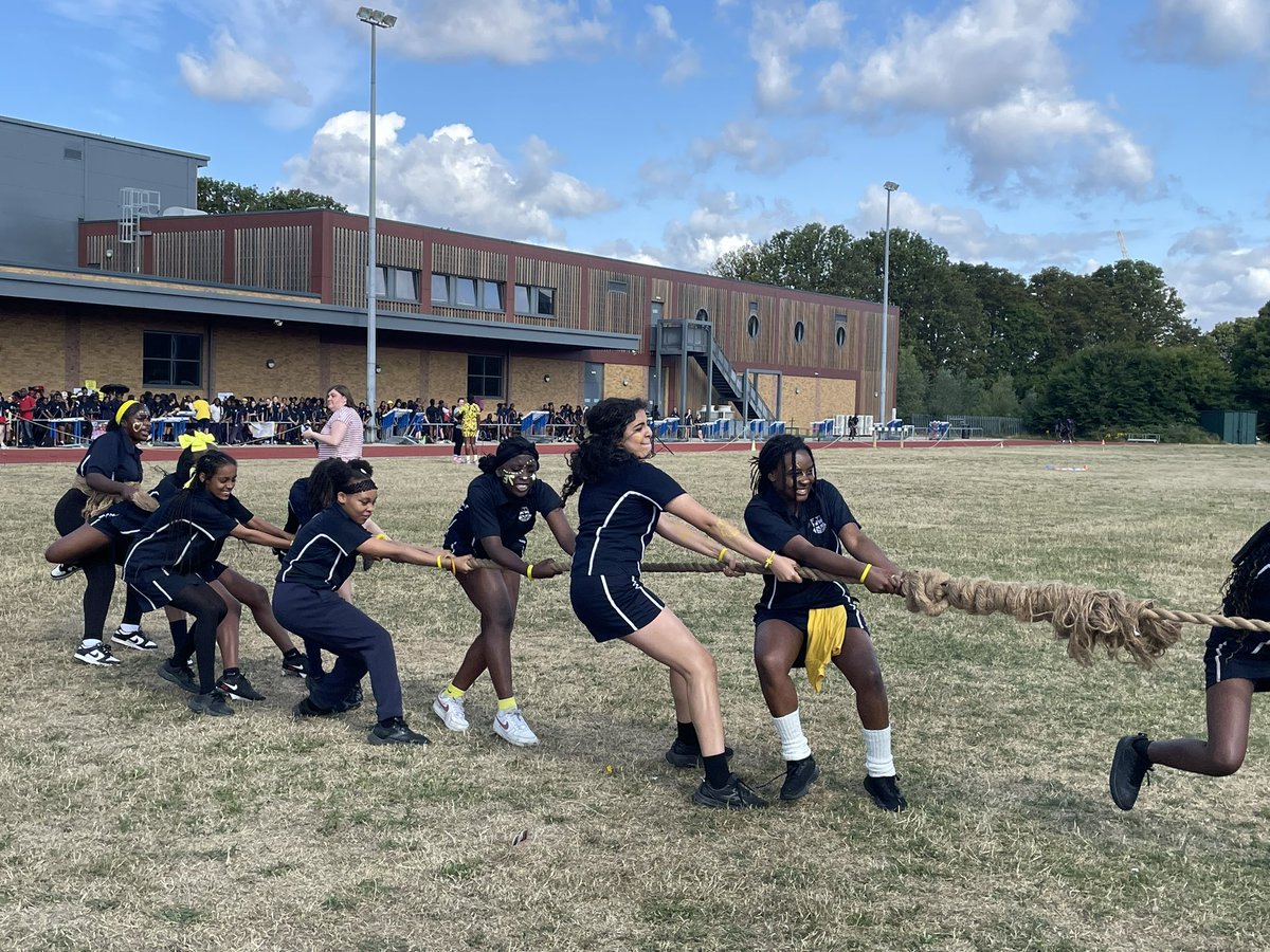 🏃‍♂️💨 Nothing like Sports Day to bring out the team spirit, friendly competition, and a whole lot of fun! From tug of war to sprints—every moment was a win. 🏅🔥 #SportsDay #TeamSpirit #GameOn