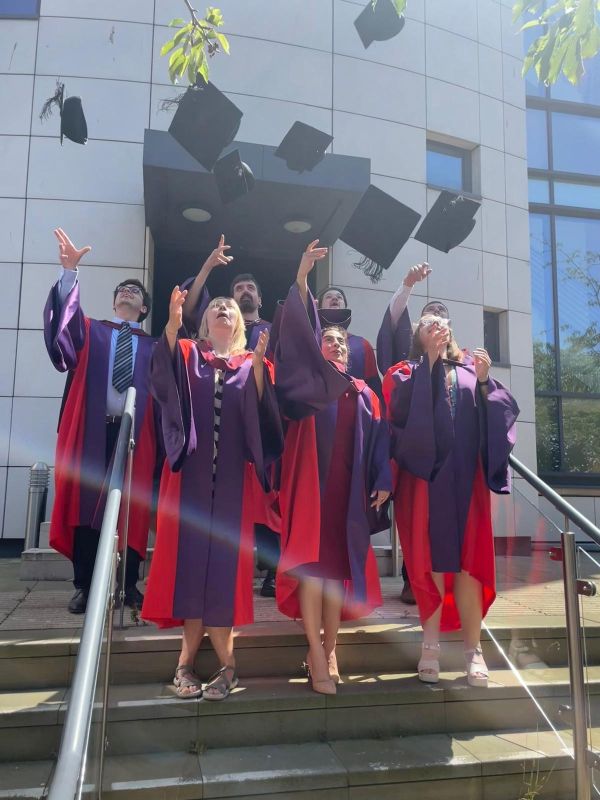 Huge congratulations to Drs Sophie Engineer, Tasos Fasoulakis, Jaya Sagar, Dan Marchant &amp; Mike Shubrook  our <a href="/BristolQE/">Quantum-Engineering</a> students who graduated this week. Along with <a href="/QETLabsBristol/">QET Labs Bristol</a> students Drs David Dlaka &amp; Molly Thomas. Exciting times ahead!