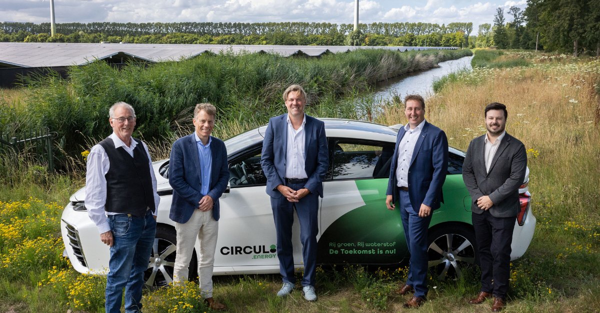 FlevoNieuws's tweet image. Het groene waterstofproject HyDeer in Lelystad heeft een OWE-subsidie van โฌ25 miljoen ontvangen van het ministerie van Klimaat en Groene Groei. Een belangrijke mijlpaal voor de energietransitie รฉn voor Flevoland!