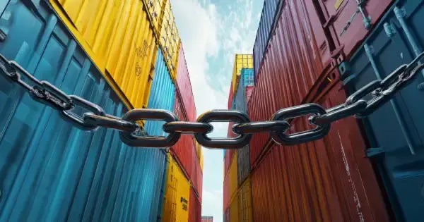 U.S. President Donald Trump plans to impose a 50% tariff on copper imports to the United States, effective August 1, as part of boosting domestic production. The president is also considering a 200% tariff on pharmaceuticals.

Read more: ow.ly/TFoc50WqhSk

#Tariffs #USTrade