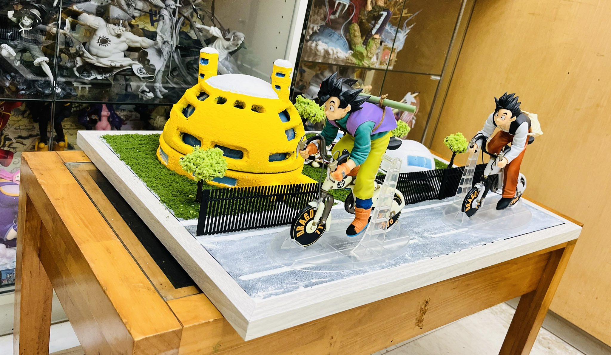 【レア】ドラゴンボール カプセルコーポレーション 建物フィギュア ドラゴンボール 宇宙船 カプセルコーポレーション フィギュア