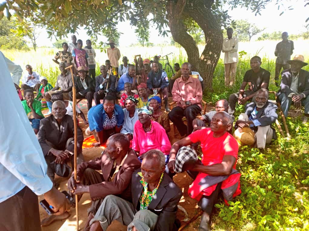 AntiGraft_SH's tweet image. THREE CHARGED OVER CATTLE COMPENSATION IN OTUKE DISTRICT!
This morning, @AntiGraft_SH together with @CID1_UG and @ODPPUGANDA have arraigned three suspects;
1. Obua Denith
2. Okeng Joel
3. Ayo Jonan, before the Magistrates Court Otuke on charges of theft and unlawful possession…