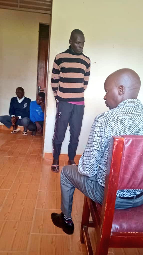 AntiGraft_SH's tweet image. THREE CHARGED OVER CATTLE COMPENSATION IN OTUKE DISTRICT!
This morning, @AntiGraft_SH together with @CID1_UG and @ODPPUGANDA have arraigned three suspects;
1. Obua Denith
2. Okeng Joel
3. Ayo Jonan, before the Magistrates Court Otuke on charges of theft and unlawful possession…