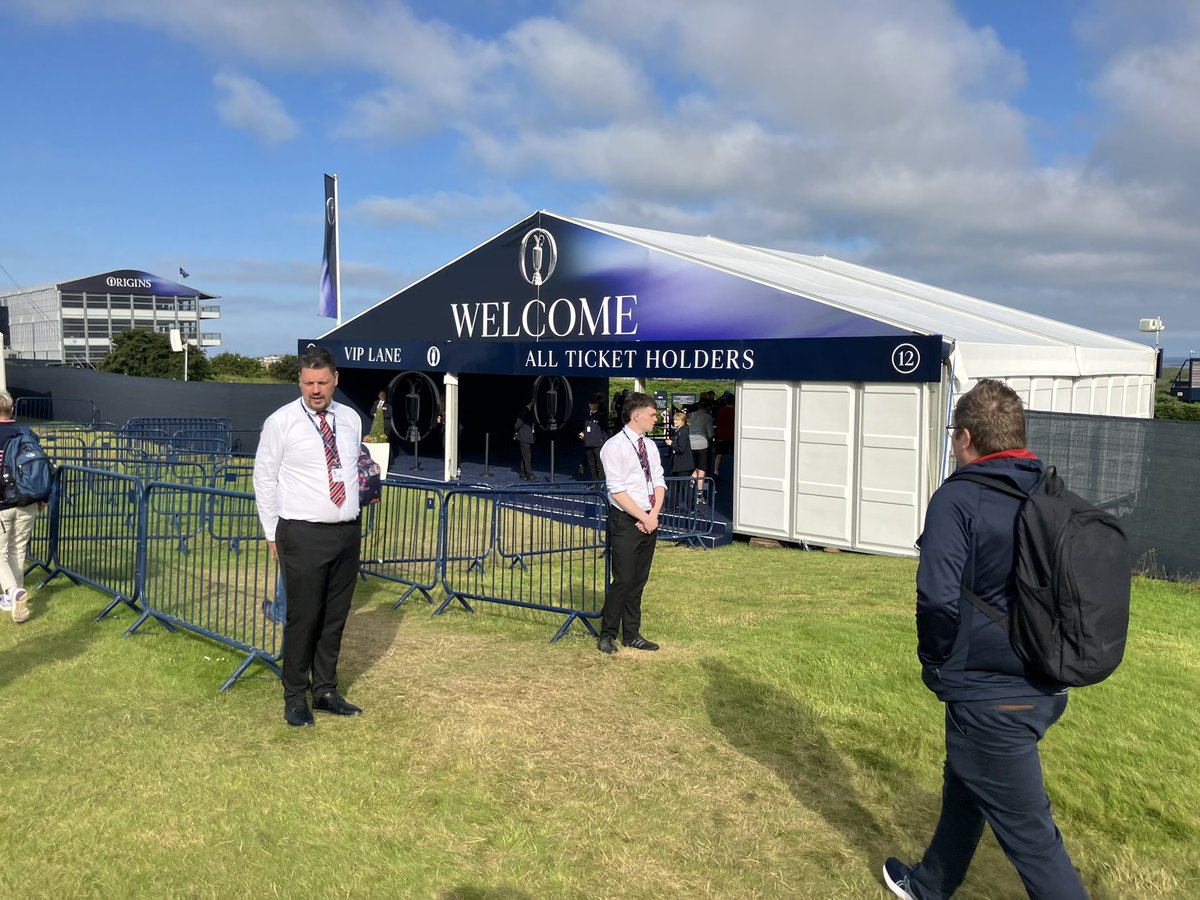 FlashDagger tweet media