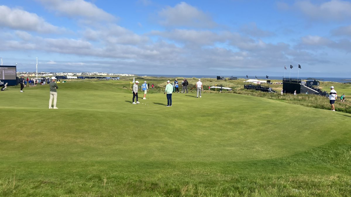 FlashDagger tweet media