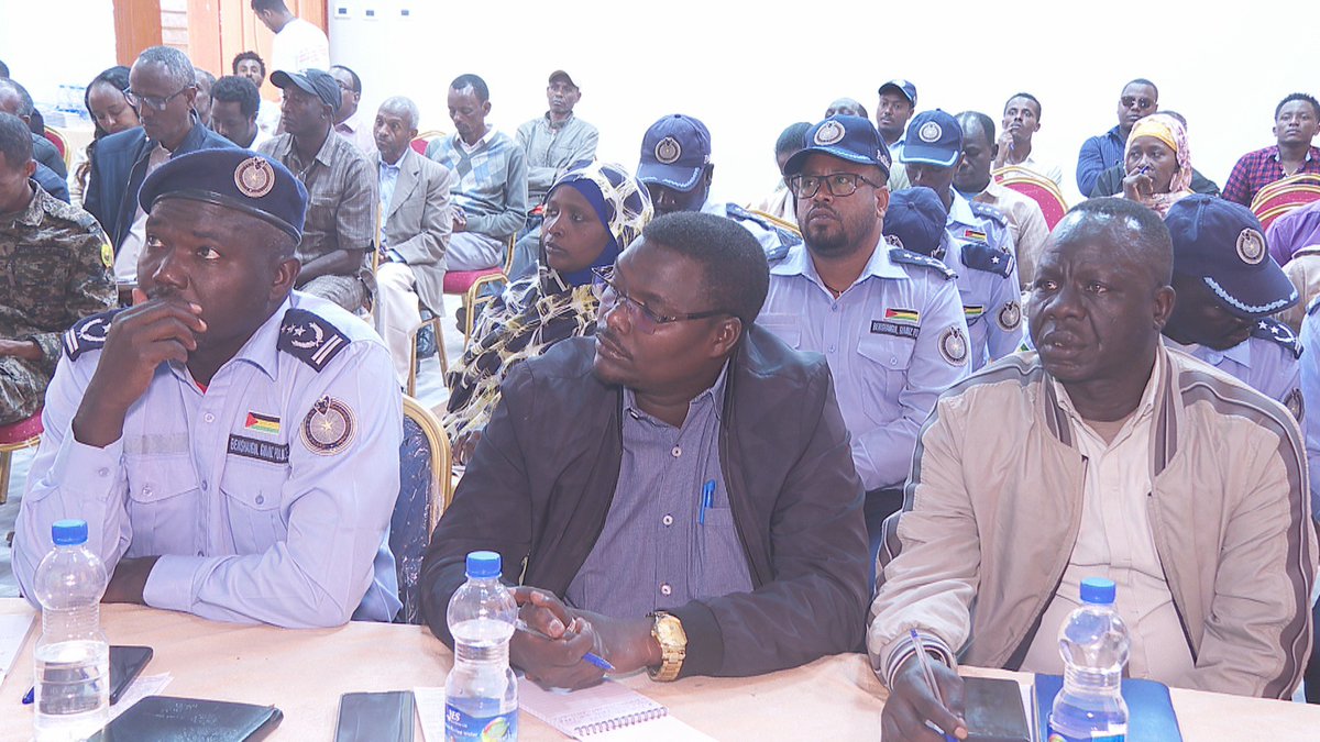 EthioRedCross's tweet image. #ERCS, in collaboration with #ICRC and the #Finnish RedCross, provided awareness-raising and consensus building training on Red Cross education to cabinet members, security forces and representatives of various sections of the society in Benishangul Gumuz region.