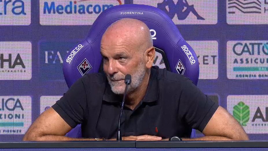 garante_il's tweet image. &quot;Ho visto che Allegri non ci ha messo tra le candidate della Champions: l&apos;ho già scritto sulla lavagna... Vediamo&quot;

Stefano Pioli in conferenza stampa