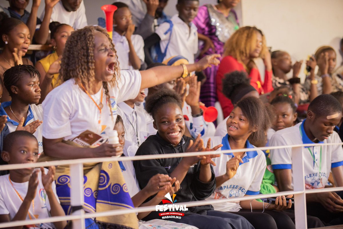 FescomaRdc's tweet photo. MATONDO MONENE NA PUBLIC YA KINSHASA 🎊🥳💥
Nous tenons à exprimer notre plus sincère gratitude au public de Kinshasa et, surtout, à tous les élèves qui ont participé activement à la première édition du Festival Scolaire de la Mode (FESCOMA) ! https://t.co/UuWyMHR1hk