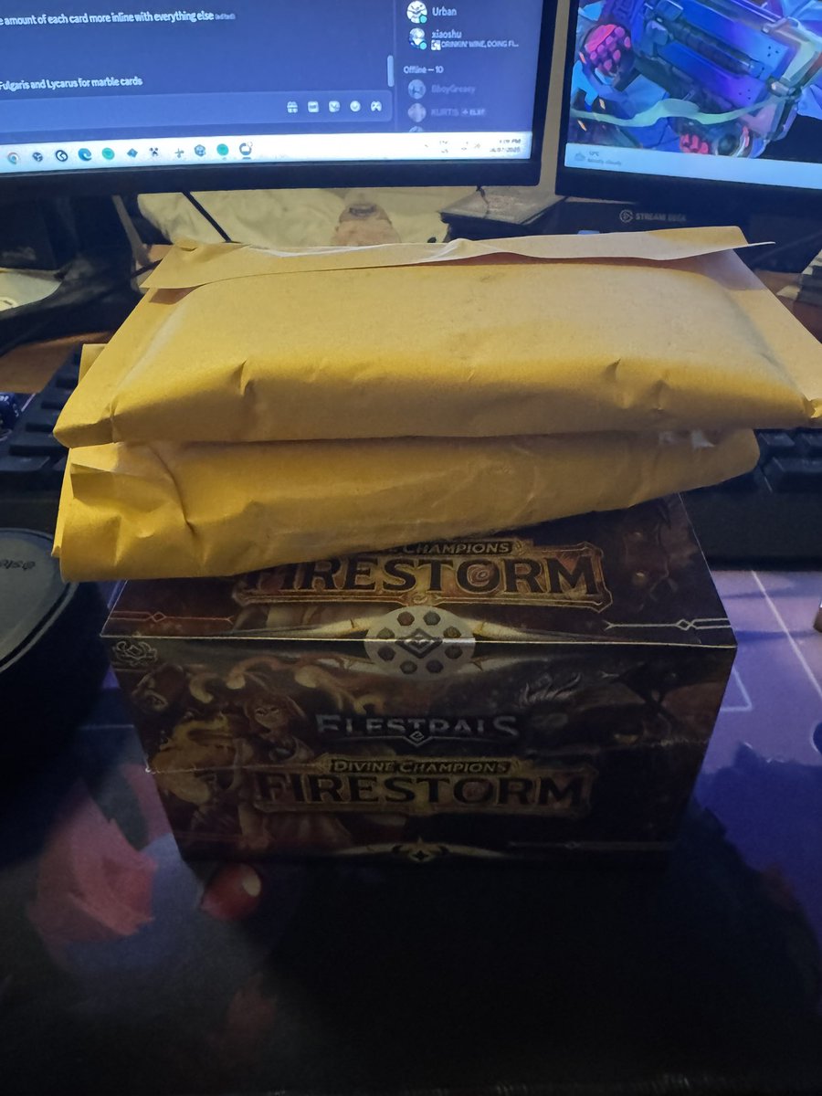 CobaltSanderson's tweet image. Premier prizing from the last two events arrived today. Will most likely do an opening tomorrow night, the usual time.