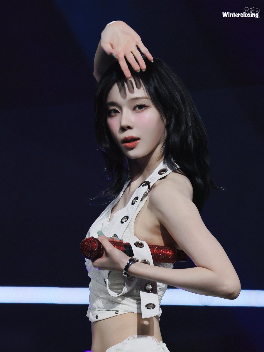 kwtclosing0101's tweet image. 250619 Myk festa

#aespa  #æspa #에스파 
#WINTER #윈터