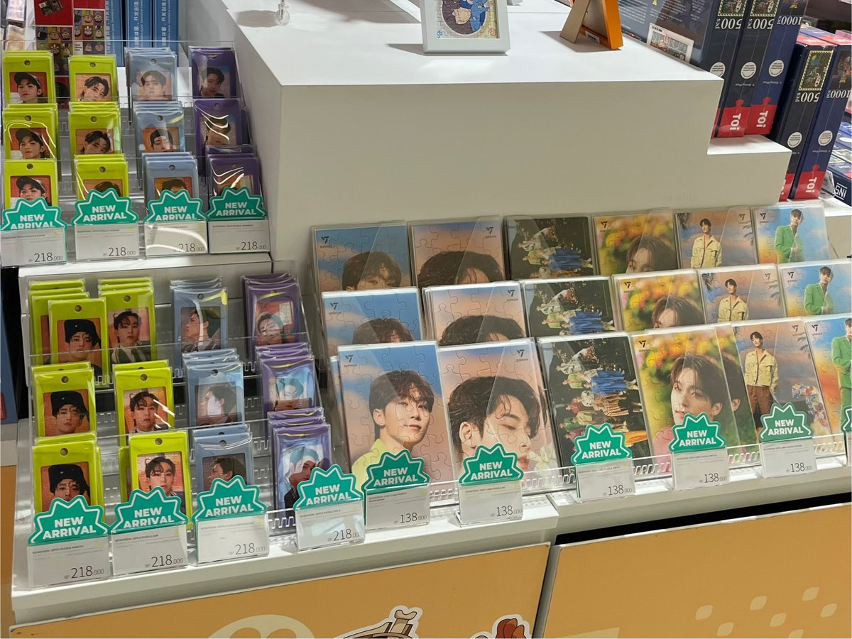 ditac's tweet image. tiba-tiba ada merch seventeen di oh some