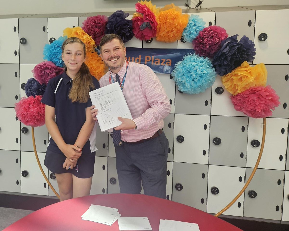 🎉 It’s Wednesday — it’s PROUD PLAZA WEDNESDAY! 🙌And while today marks the very last one of the school year 😢, it’s also a chance to celebrate BIG.  We’ll be back, brighter than ever, in September! 🌈
So, "What have YOU done today to make you feel proud?" #ProudPlazaWednesday