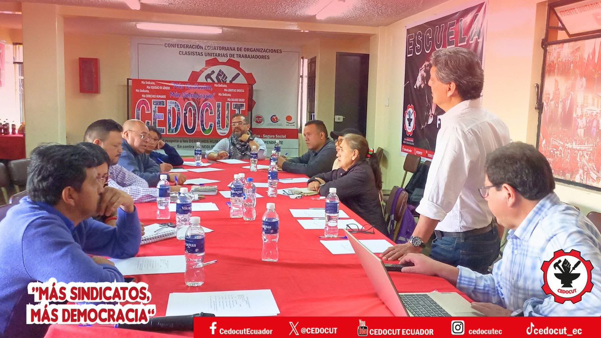 CEDOCUT (@cedocut) on Twitter photo 🔎 En la sede de la #CEDOCUT se realizó un grupo focal para evaluar el Plan Intersindical de Migraciones Laborales (2011-2015) junto al consultor de <a href="/OITAndina/">OIT Países Andinos</a> Bladimir Chicaiza.
👥 Participaron CEDOCUT, CEOSL, CAM, Ceprofor, UNTHA, UNE y UGTE. 🔎 En la sede de la #CEDOCUT se realizó un grupo focal para evaluar el Plan Intersindical de Migraciones Laborales (2011-2015) junto al consultor de <a href="/OITAndina/">OIT Países Andinos</a> Bladimir Chicaiza.
👥 Participaron CEDOCUT, CEOSL, CAM, Ceprofor, UNTHA, UNE y UGTE.