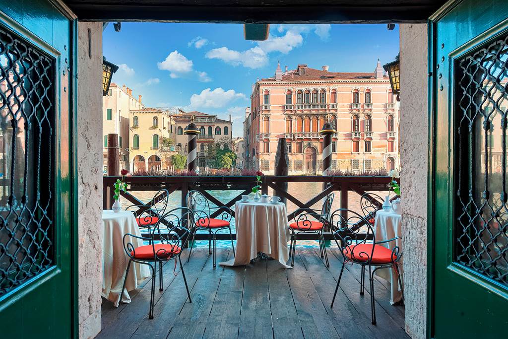 Spend A weekend in Venice
Venice
21st November 2025
Manchester
3 Nights
Residenza D'Epoca Ca' Favretto Hotel San Cassiano
Bed and Breakfast
2 people sharing
£340 per person
Deposit is £60 per person and balance due 14 weeks before travel
Call us on 01482 505298 to book