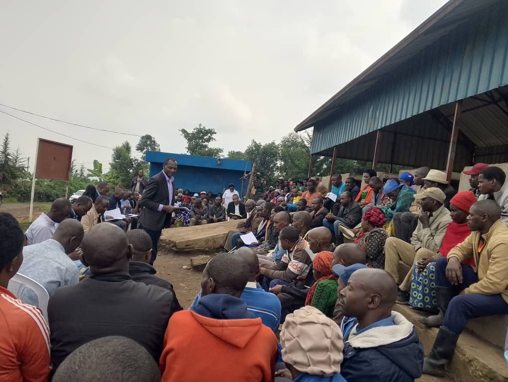 The Mayor of <a href="/BureraDistrict/">Burera District</a>, MUKAMANA Soline joined a Cell Assembly in alignment with citizen forum held in Gahunga Sector, engaging with 401 participants including local leaders, CSO representatives, and community members.

Mayor Soline encouraged citizens to strive for food