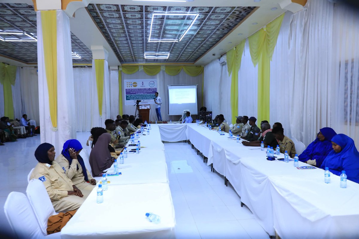 DearDaughterC's tweet image. In partnership with @UNFPA_SOMALIA, we conducted a 2-day workshop for police, judges, attorneys  general, &amp;amp; lawyers in #Galmudug on the provisions of the FGM law &amp;amp; its effective implementation.
 A total of 50 participants attended.
 Together, we’re working to end FGM.@GPtoEndFGM