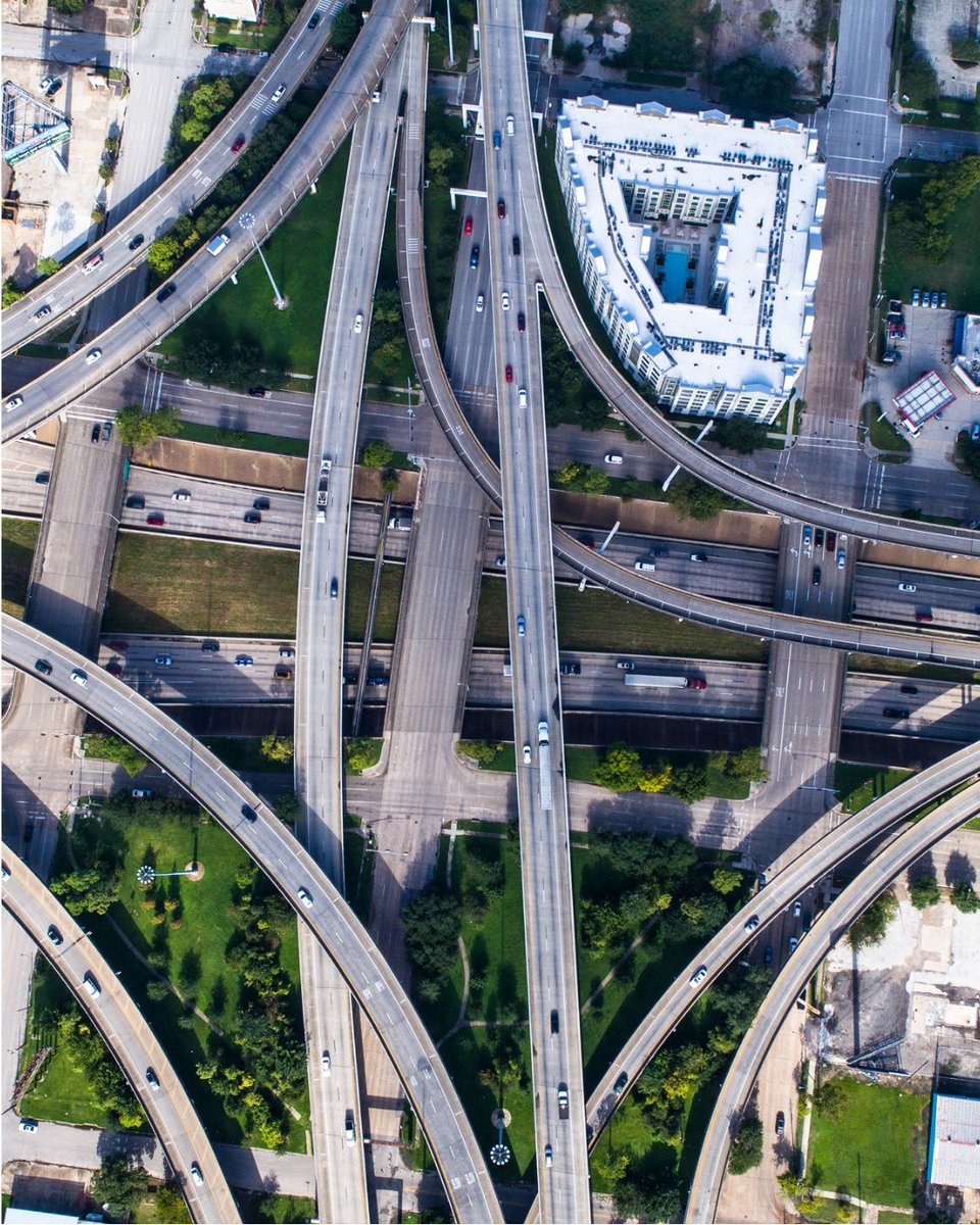 BrainWiseMedia's tweet image. As urban sprawl and car-centric planning isolate Americans from social “third spaces,” researchers are calling for public health-informed infrastructure. 

It’s time for city planners, architects, and public health professionals to collaborate.

brainwisemedia.com/how-to-stop-th…