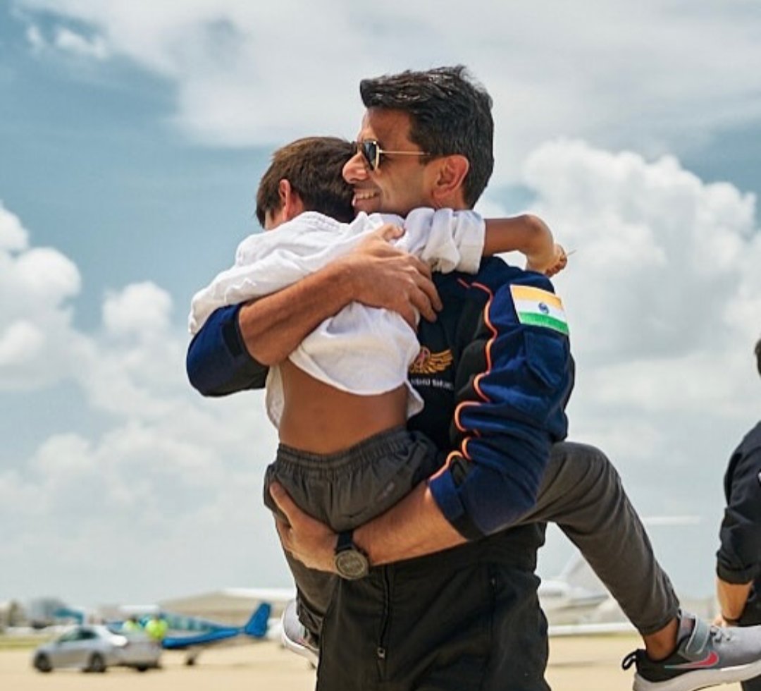 TheSpacePirateX's tweet image. "Spaceflight is incredible - but nothing compares to holding your loved ones again." - Shubhanshu Shukla 👨🏻‍🚀🧡

#ShubhanshuShukla #Ax4