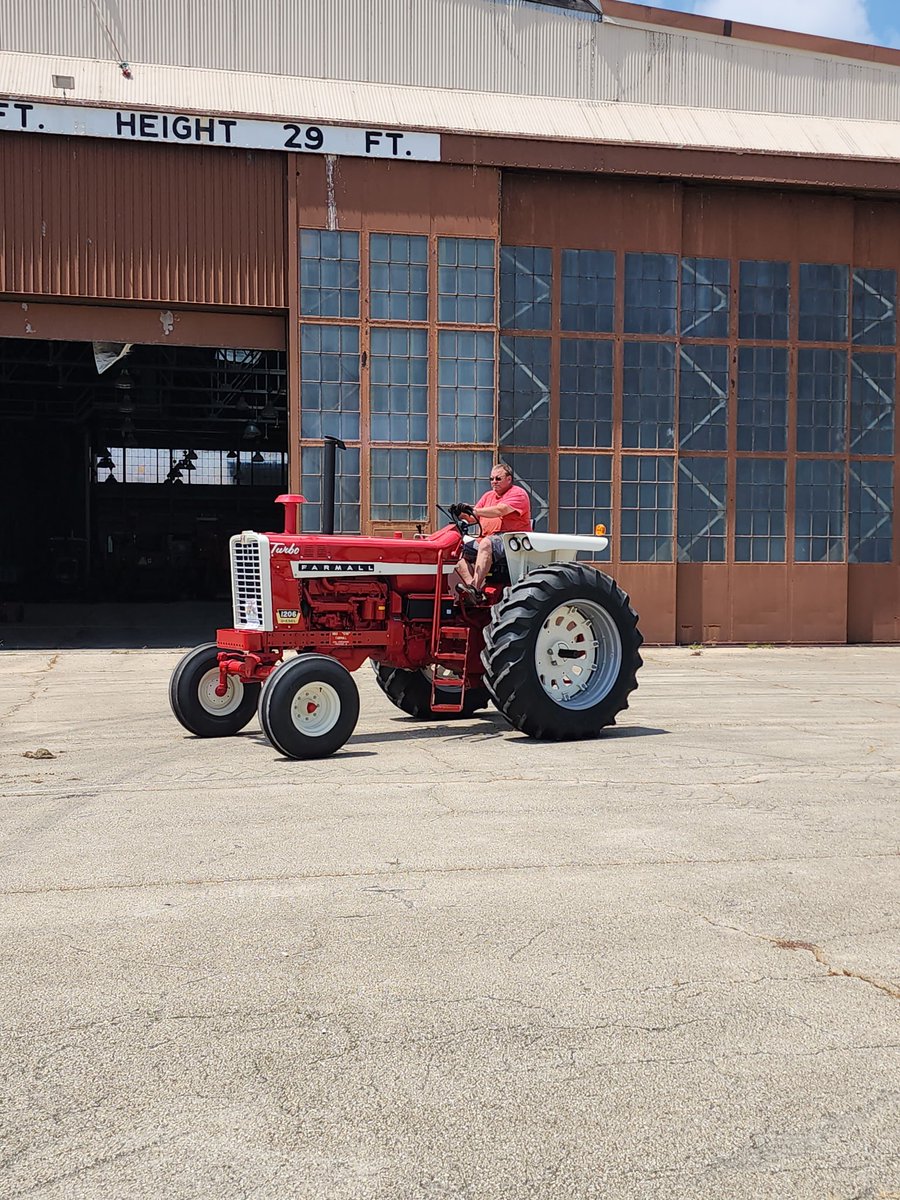 halfcenturyshow's tweet image. The first 1206 has arrived on site in Rantoul. 👀
We expect MANY more to be on display this year as we celebrate 60 years of the 1206.
The 1206 shown here belongs to long time Half Century of Progress director and IH enthusiast, Carl Vandevender.