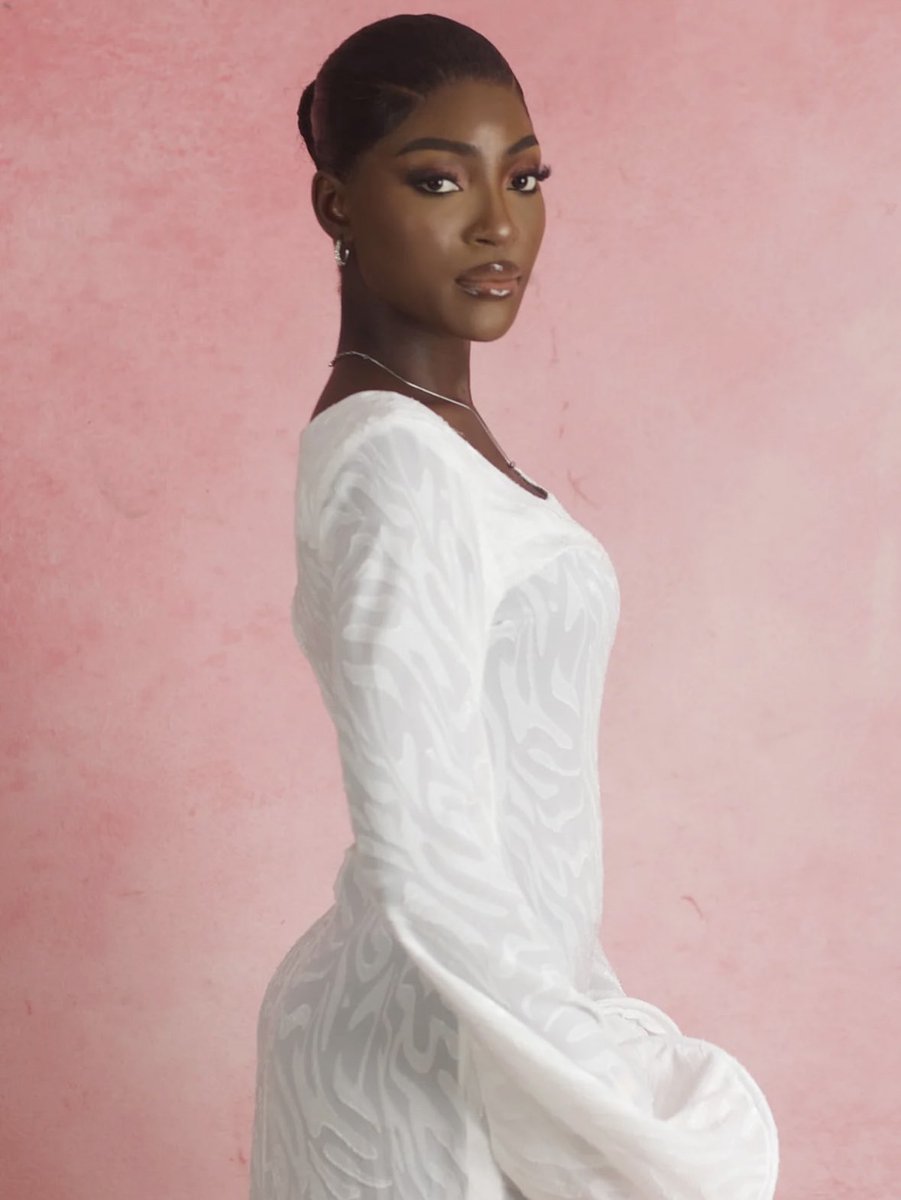 SONAMIEOFFICIAL's tweet photo. She gives effortless glamour, fun, breathable and easy the White fiesta dress is just what we dream of when it’s summer time. Grab yours now because she’s a hot commodity!! 🔥🥵 https://t.co/iGRZ7ZdLhl