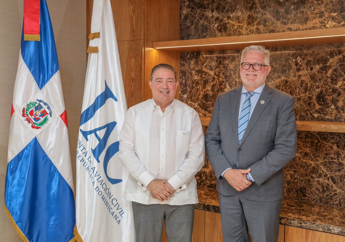 El presidente de la Junta de Aviación Civil, <a href="/HectorPorcella/">Héctor Porcella</a>, recibió la visita de cortesía de Christopher Barks, director regional de la Oficina para Norteamérica, Centroamérica y el Caribe de la Organización de Aviación Civil Internacional (<a href="/icaonacc/">ICAONACC</a>).