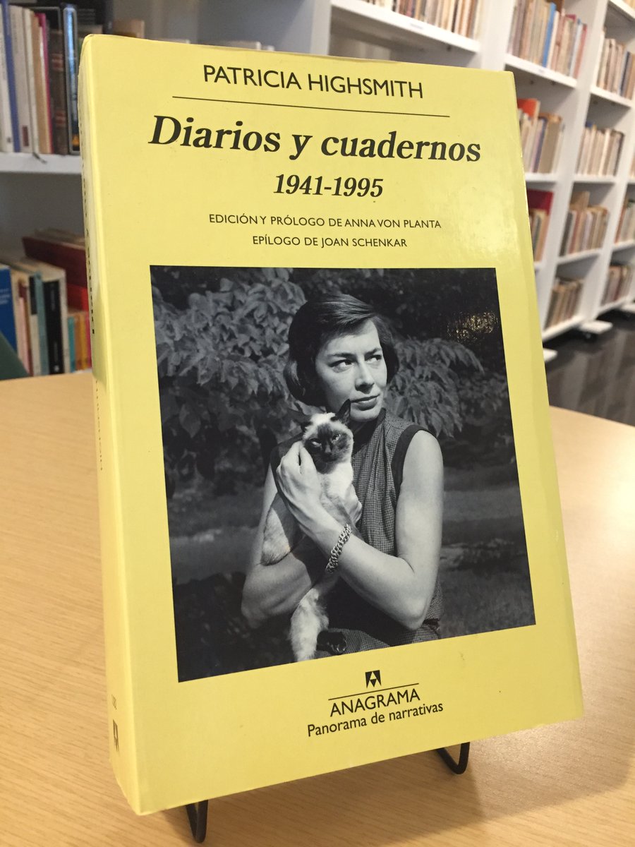 Librería Insomnia tweet media