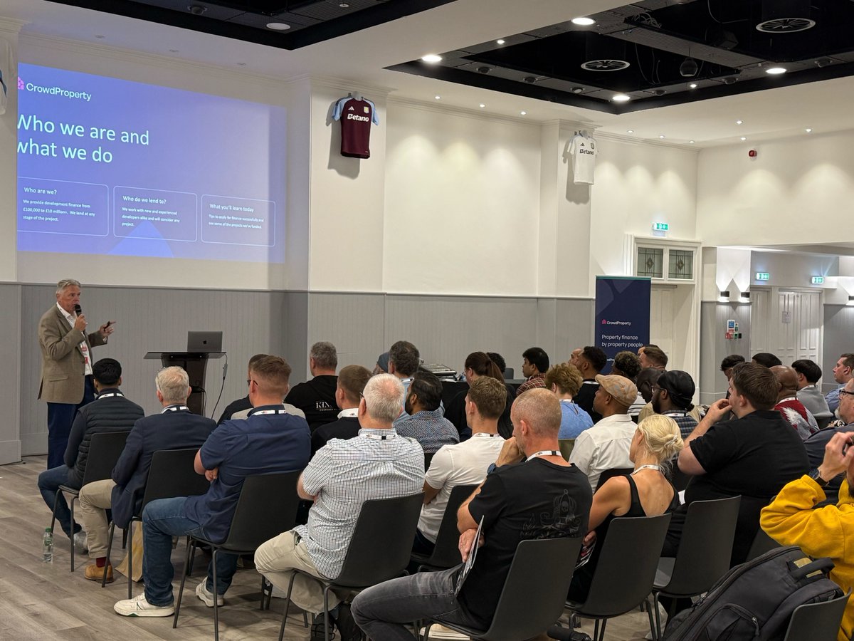 CrowdProperty tweet media